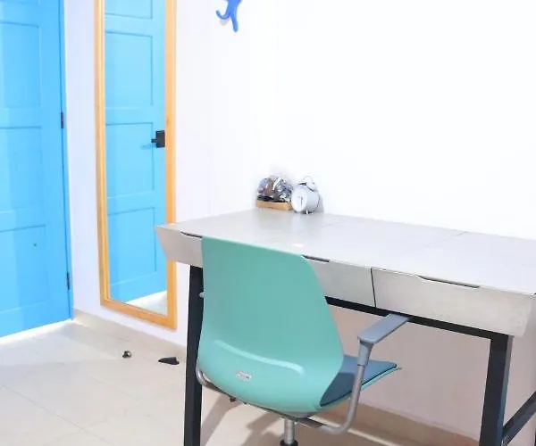 Casa Mandarine , Amazing Private W Balcony, Rooftop, Hammocks, Ac, Smartv, 100mbs! Guest house