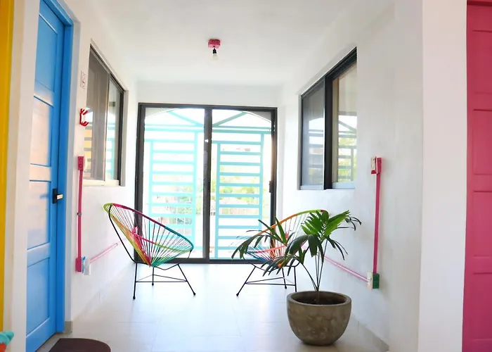 Casa Mandarine , Amazing Private W Balcony, Rooftop, Hammocks, Ac, Smartv, 100mbs!