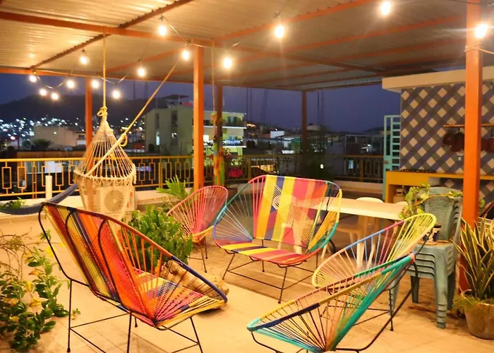 Casa Mandarine , Amazing Private W Balcony, Rooftop, Hammocks, Ac, Smartv, 100mbs! Zihuatanejo